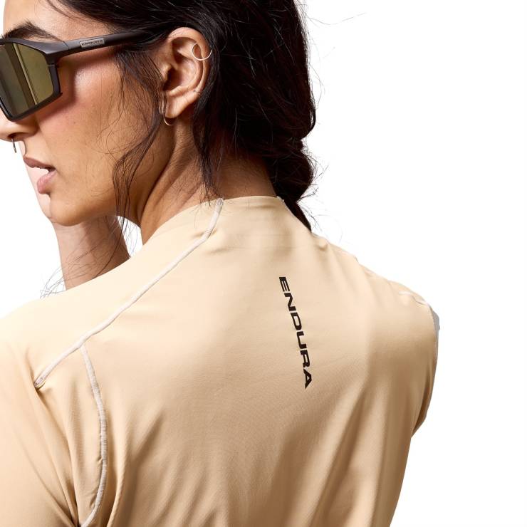 Damska koszulka Endura Alltrack Roam S/S Tech Tee (6)