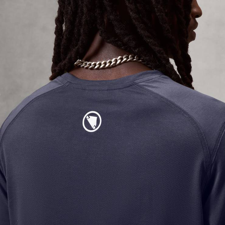 Koszulka Endura Loop L/S Tech Tee (10)