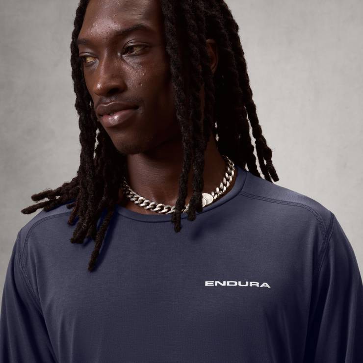 Koszulka Endura Loop L/S Tech Tee (11)